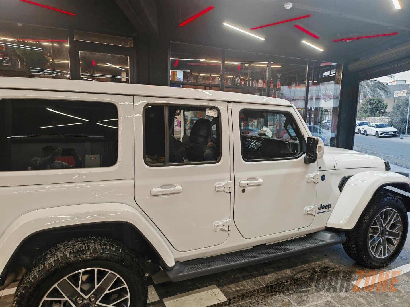 2024 Jeep Wrangler thumbnail 4