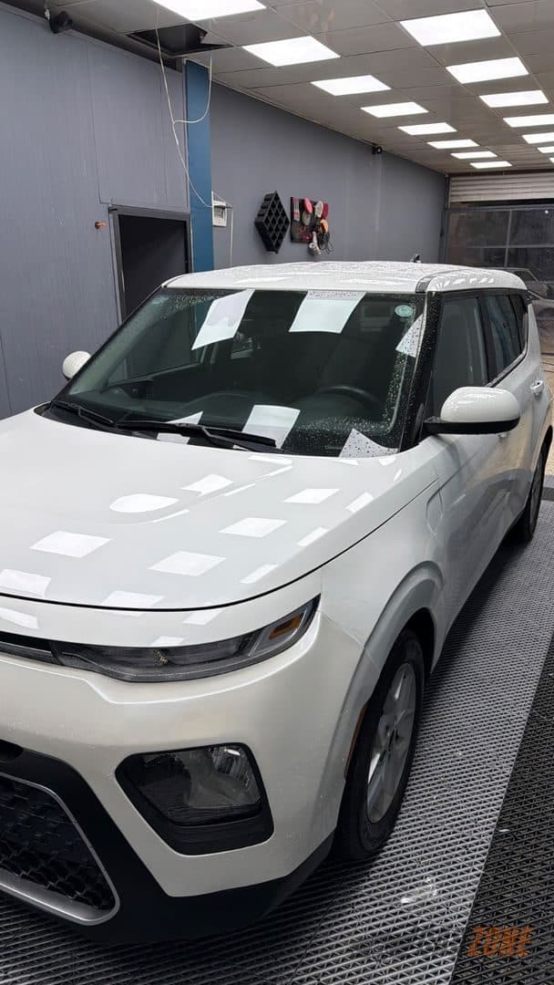 2022 Kia Soul LX thumbnail 2